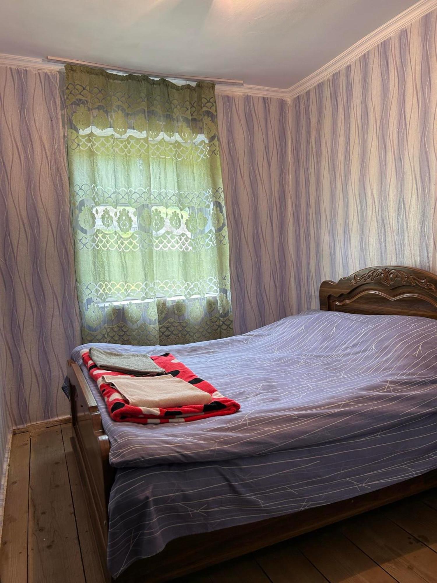 Guesthouse Lika Ushguli Exteriör bild